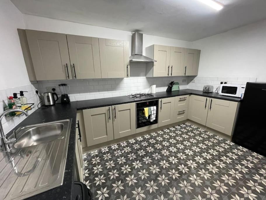 30 Percent Off Weekly Stays - 6 Bedroom House - 11 Beds Μπλάκπουλ Εξωτερικό φωτογραφία